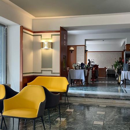 Hotel Centrale Сан-Пеллегрино-Терме Экстерьер фото