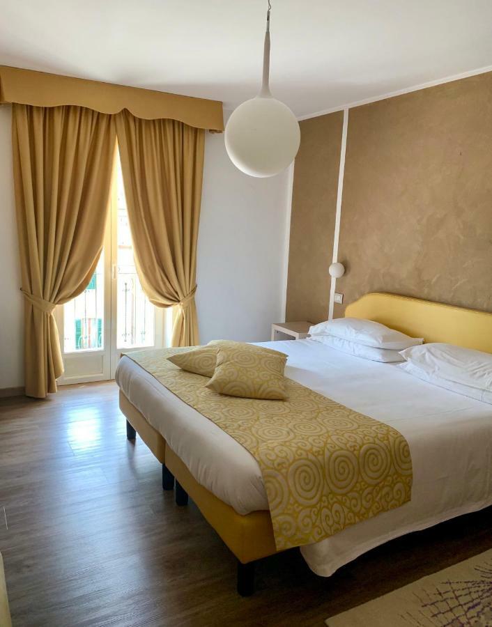 Hotel Centrale Сан-Пеллегрино-Терме Экстерьер фото